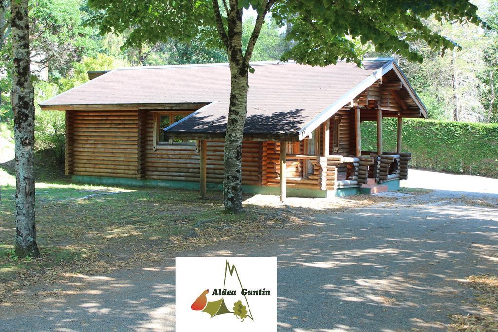 Hotel Aldea Guntin Camping Caniza La Caniza Exterior foto