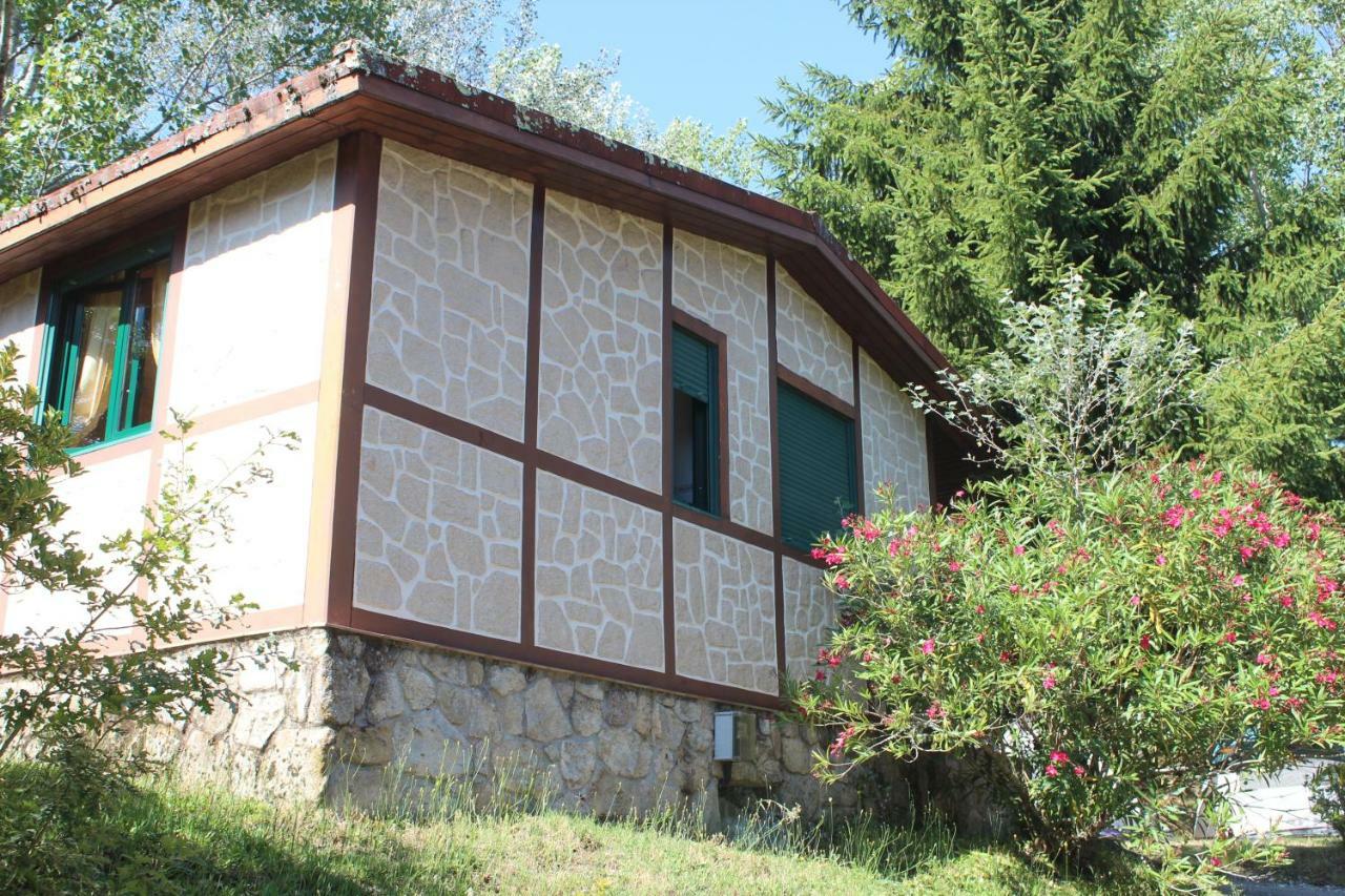 Hotel Aldea Guntin Camping Caniza La Caniza Exterior foto